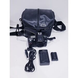 Nikon D70 6.1MP Digital SLR Digital Camera Body - Works